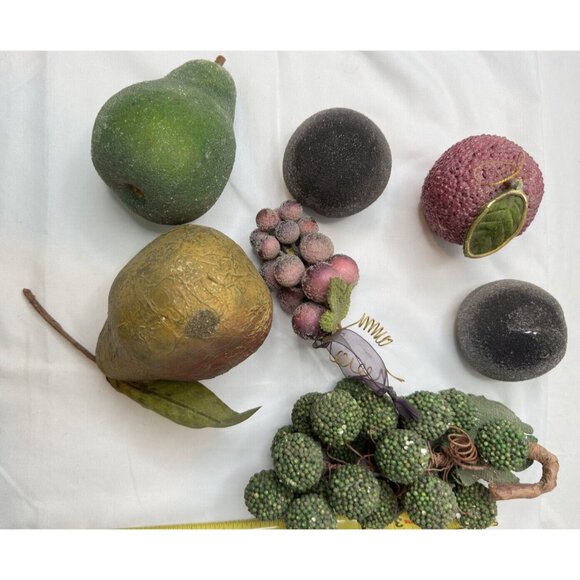 Artificial Faux Beaded Sugar Frosted Fruit Floral Picks Christmas Decor Wreath - Picture 2 of 7